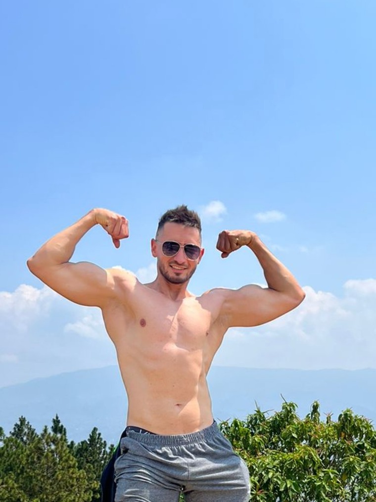 PeterEscobar 🦵🏻🔥🤙🏻💦 banner image