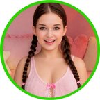 Olya 💕 avatar