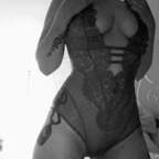 petiteangelluxx avatar