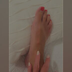 PetiteBigFeet avatar