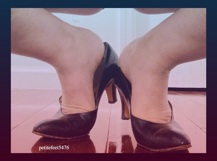 petitefeet5476 banner image