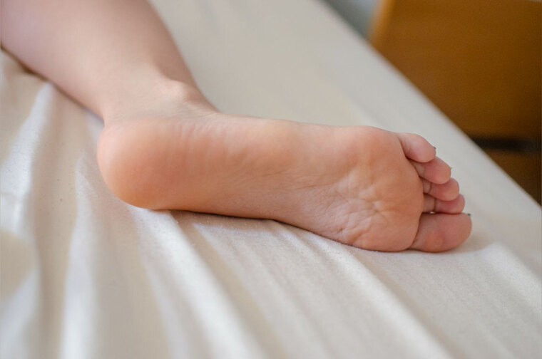 Petite Italian Feet 👣 banner image