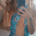 Amie - petite peach avatar