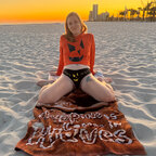 PetitePumpkin28 avatar