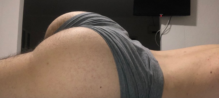 Skinny e-boy with PHAT ass 🍑 cover image