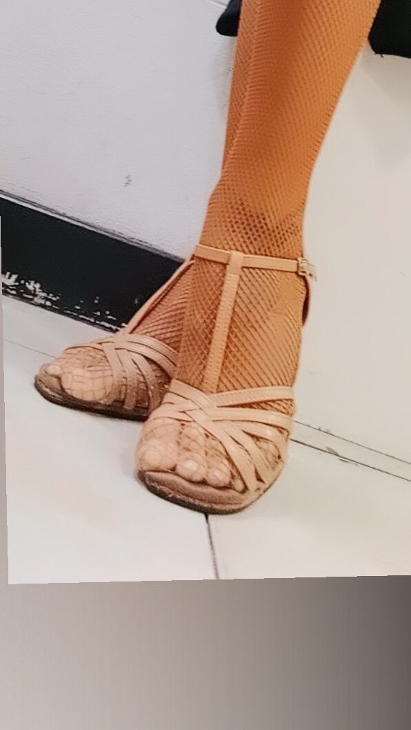 Ballerina's foot banner image