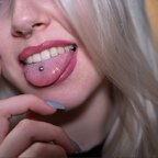 PiercedBlondie 👸🏼 avatar