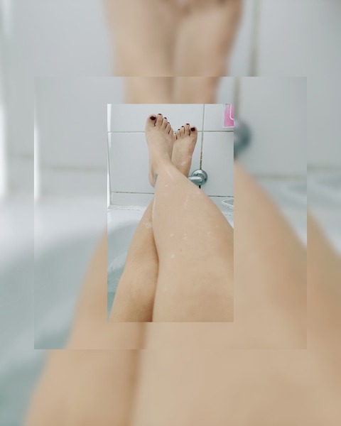 Pies.eroticos cover image