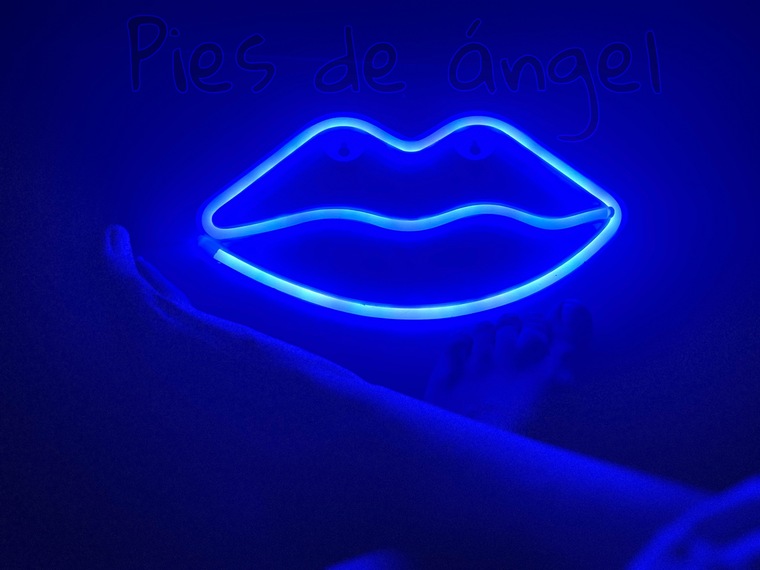 Pies de Ángel cover image