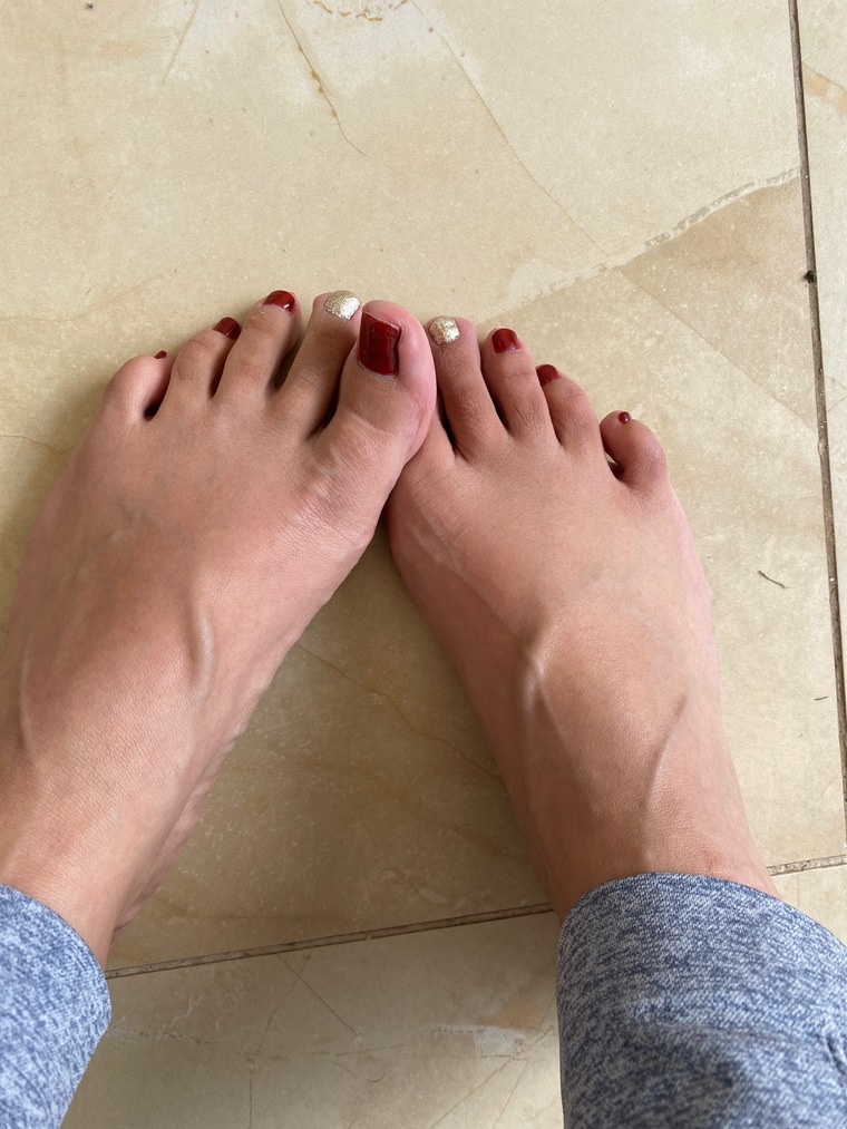 Beautyfeet181 cover image