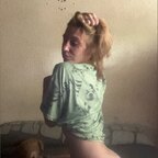 Pinky Blonde avatar