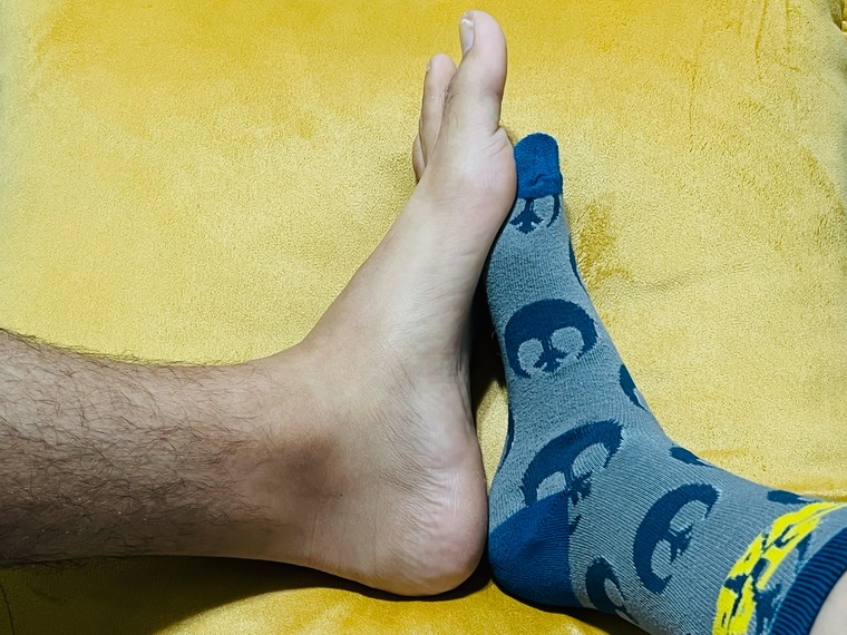 Pla-toe and Sock-rates banner image