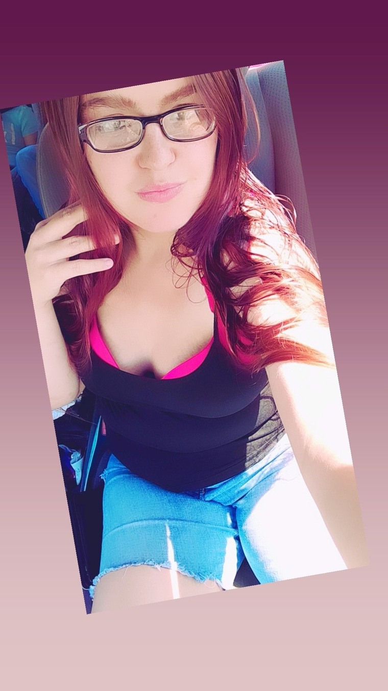 Celina😘 banner image