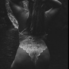 PNW couple 92 avatar