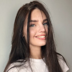 Polinka🍒 avatar