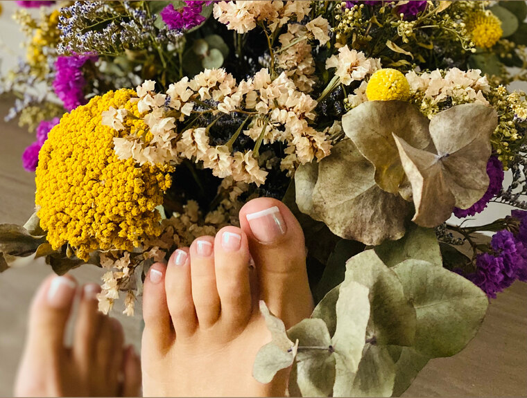 PolishedToesQueen banner image