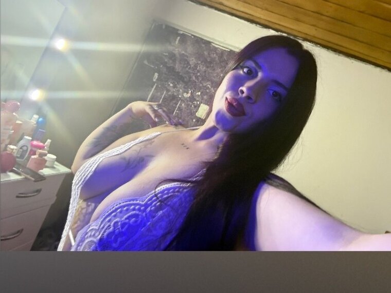 Natalia Zuluaga🩵 cover image