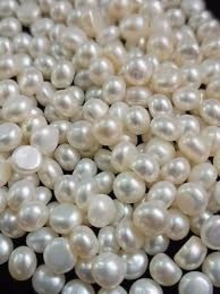 pearl valentinè 🍒 cover image