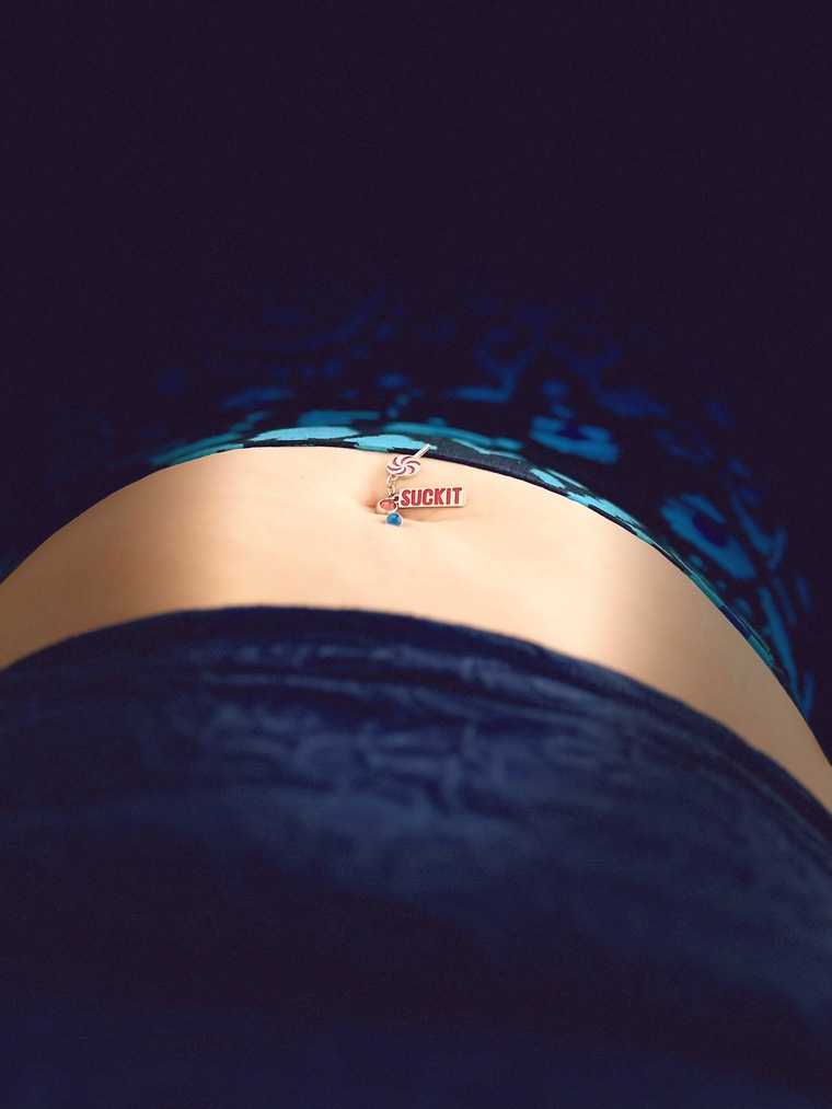 Pregnant Blonde Sass banner image