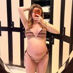 Pregnant Lilly avatar