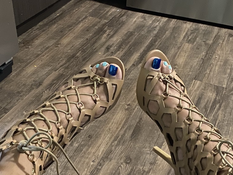 Ms Pretty Toes banner image