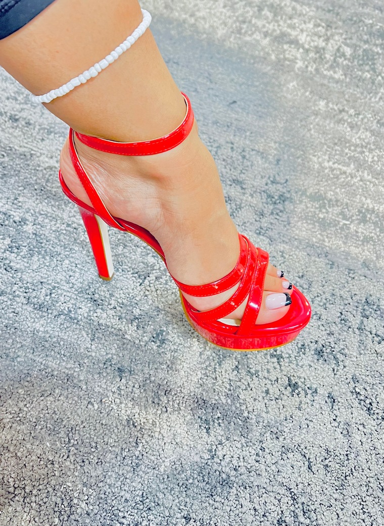 pretty_toes_and_soles banner image