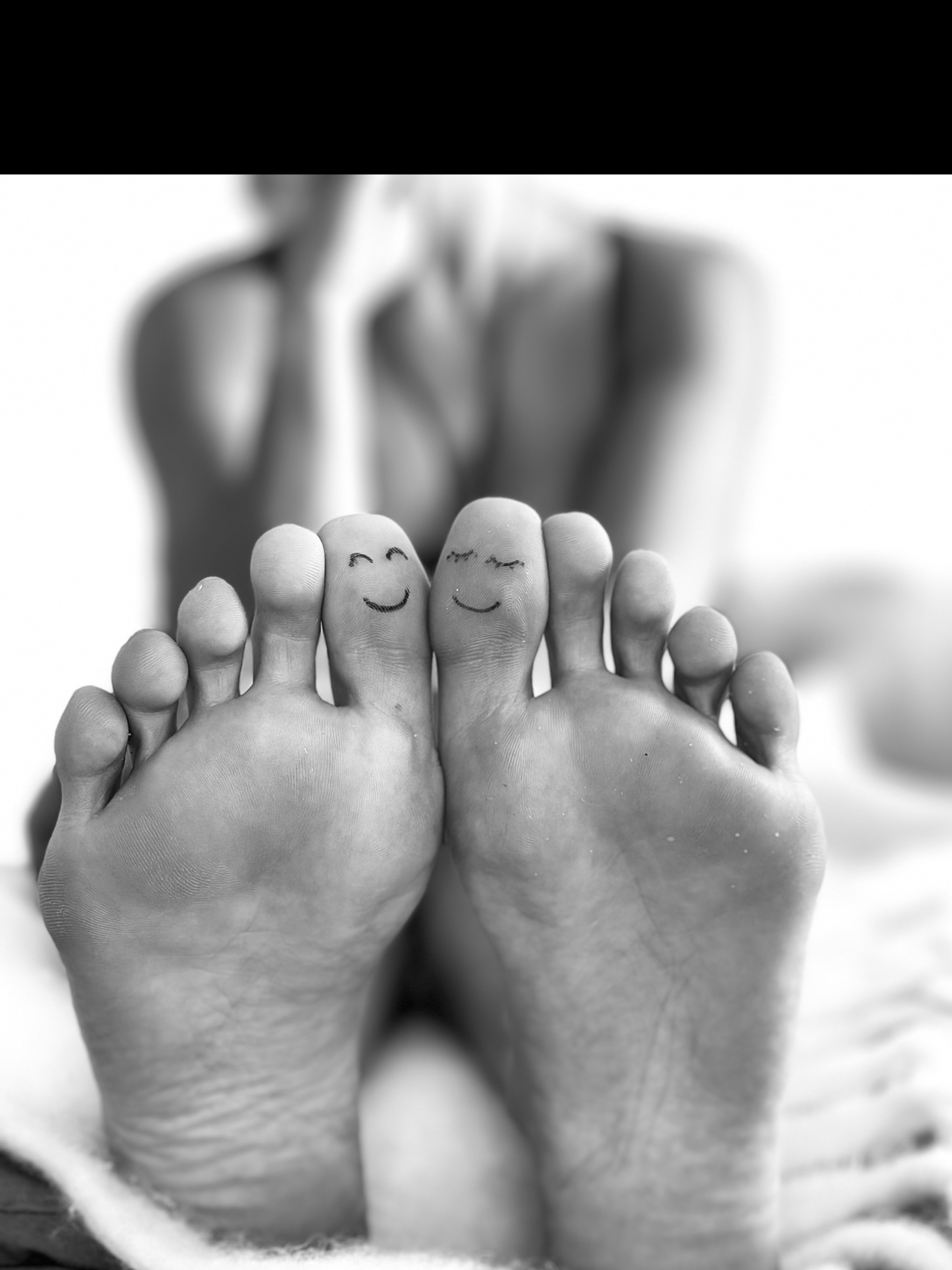 Artistic_feet_model banner image