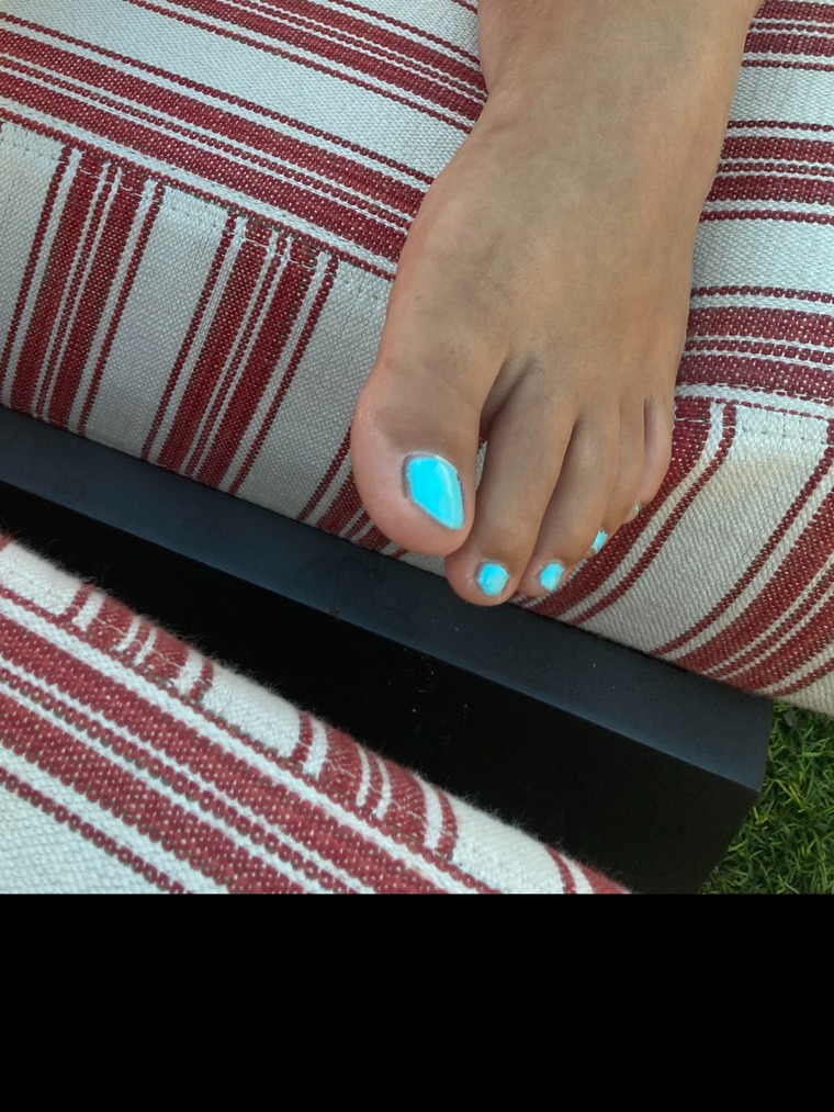 Pretty Arab Toes Wifey cover image