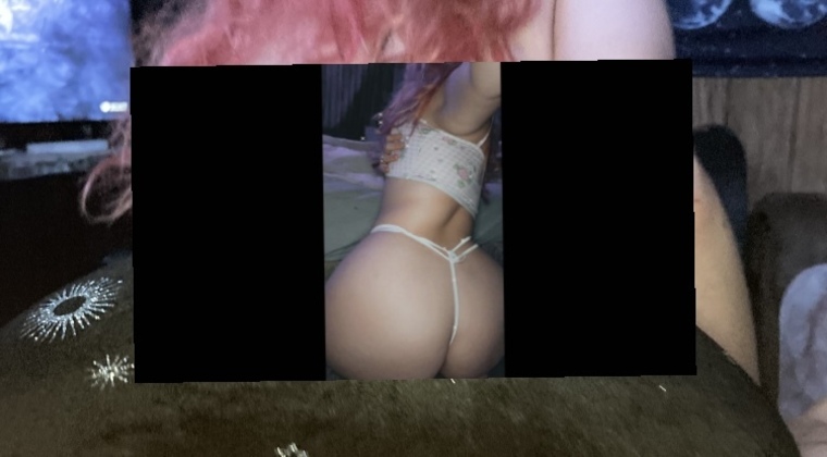 Prettybitxh420 cover image