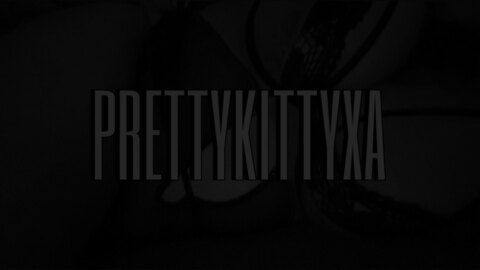 Pretty kitty 🐱 cover image