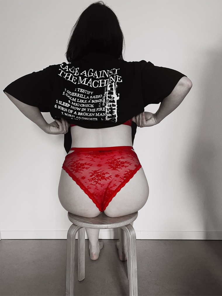 Pretty Lingeries cover image