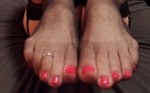 PrettyNylonFeet cover image