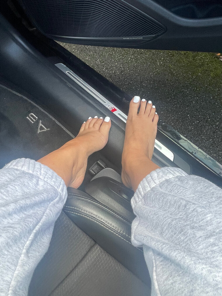 Pretty Ten Toess cover image