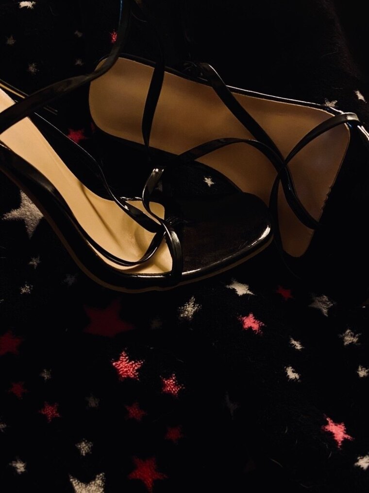prettytoesgoddessindia cover image