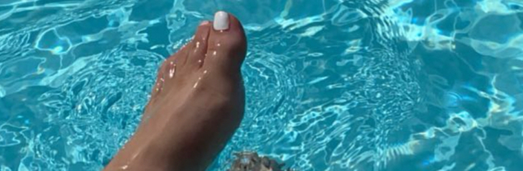 PrettyFeetSeller cover image