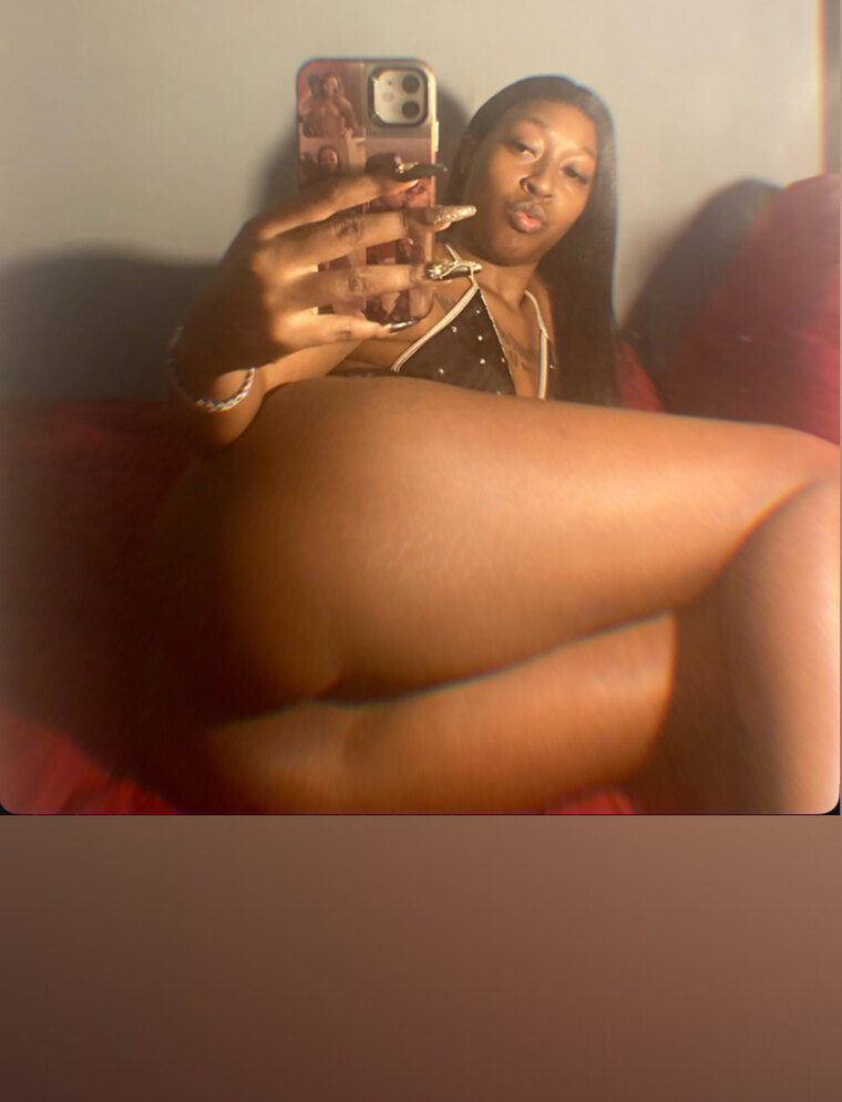 ItssSimplyyCaramel cover image
