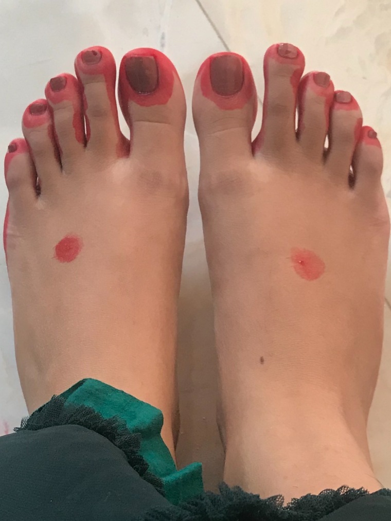 Feet goddess 🦶🏻👅 cover image