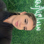 Mia avatar