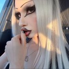 𝔪𝔦𝔫𝔵𝔵𝔶 avatar