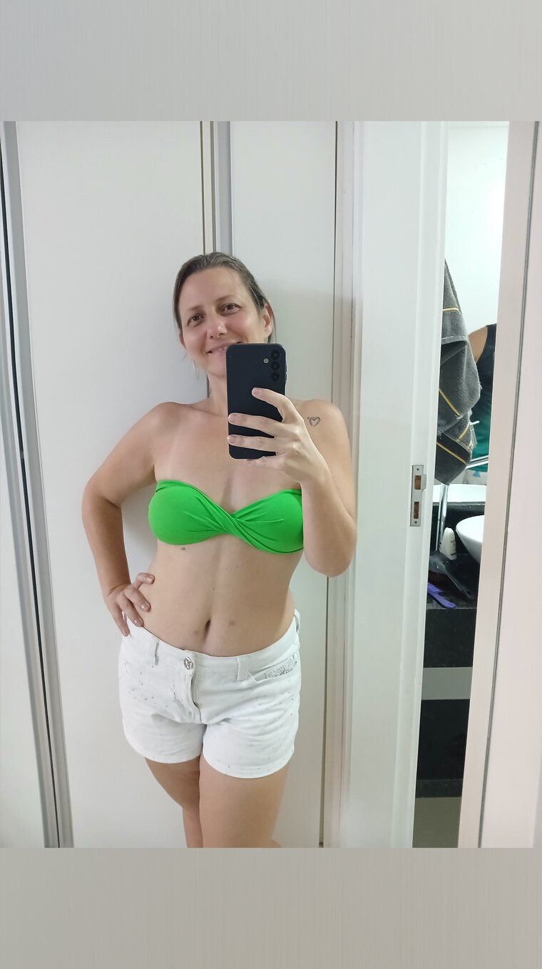 Enfermeira👩🏼‍⚕️ e professora👩🏼‍🏫... cover image