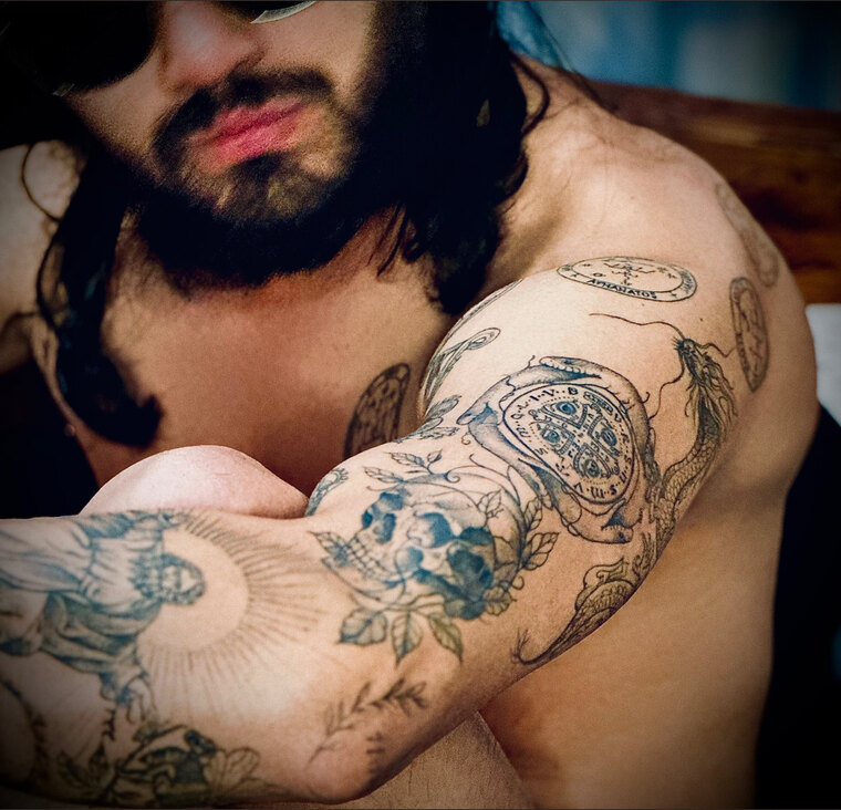 Elprofeoficial cover image