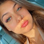 Emma Rose 🌹 avatar