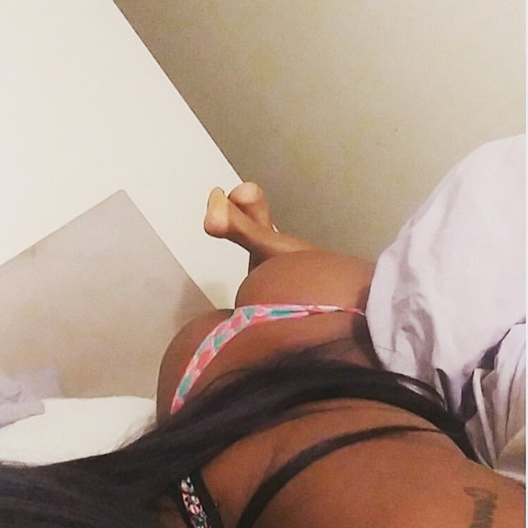 Soleloverfeetsy👣 cover image
