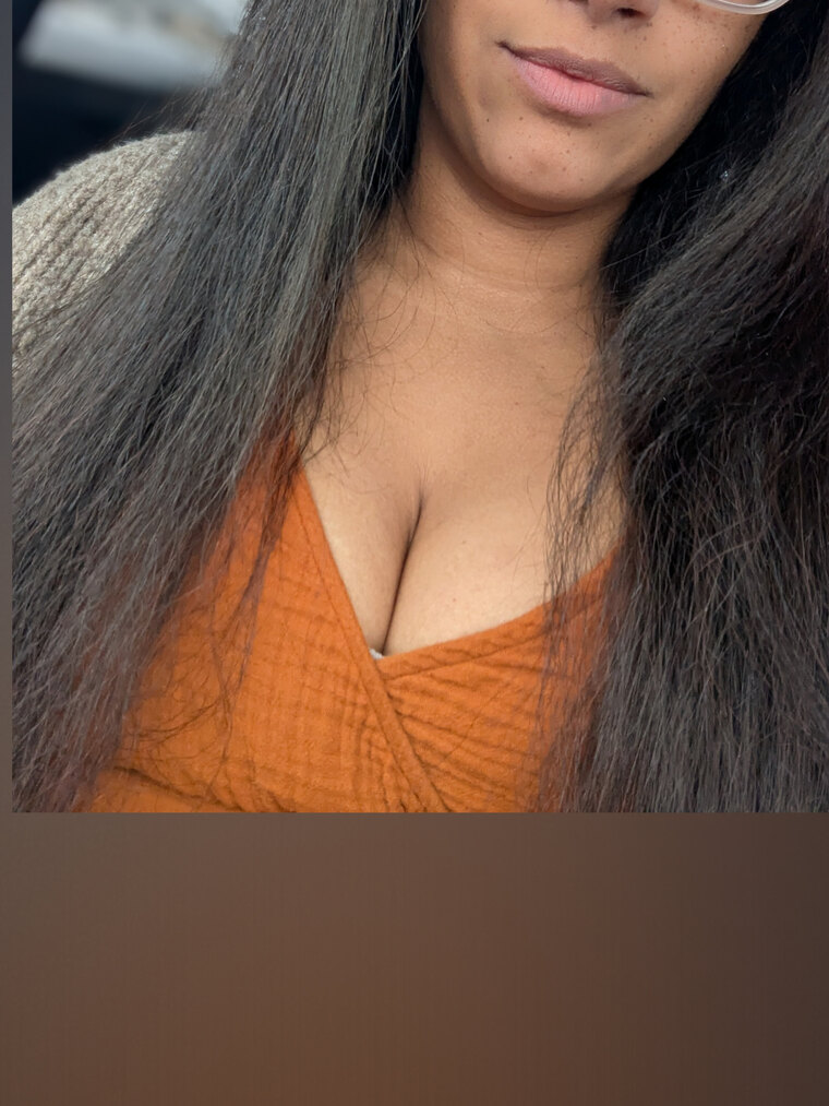 QueenCamila cover image