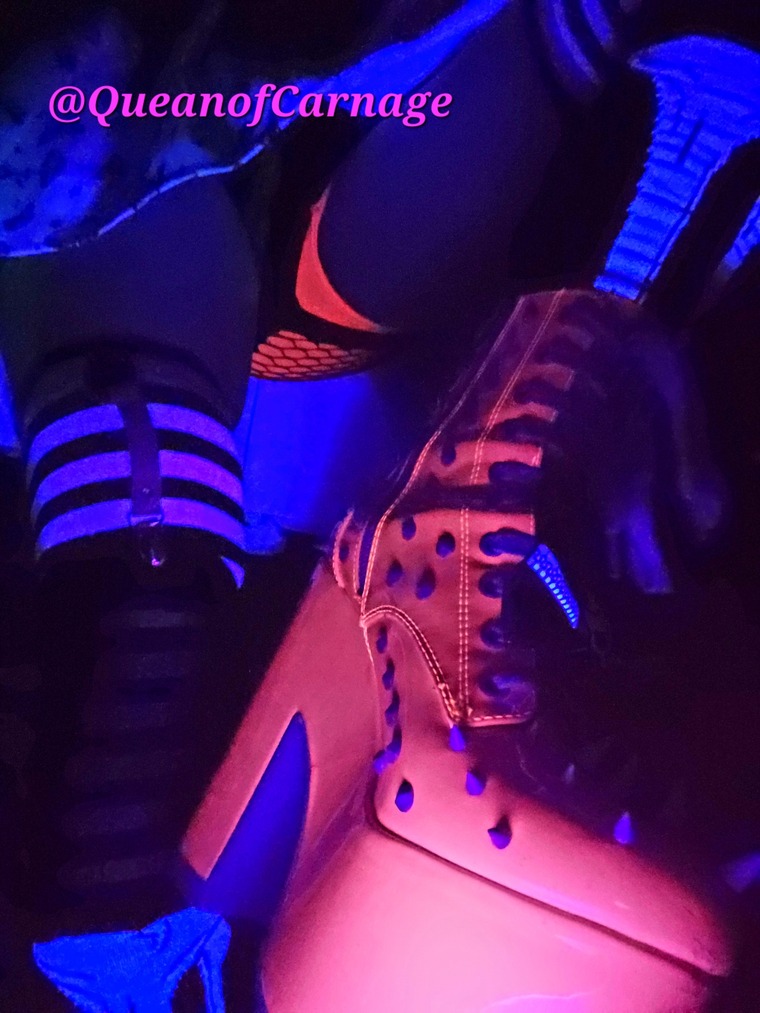 QueanofCarnage banner image