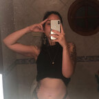 QueenLuxx 🌹 avatar