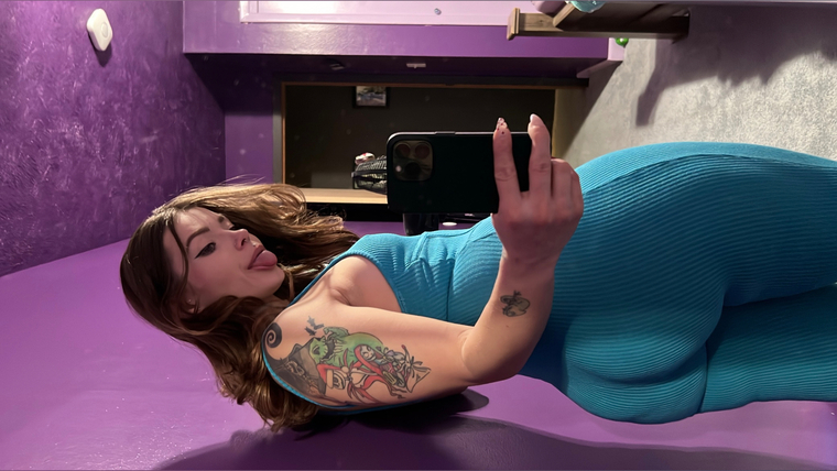 QueenEgirl cover image
