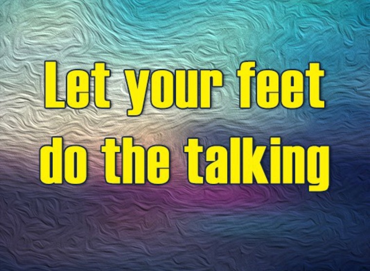 Queen_twinkle_toes_ cover image