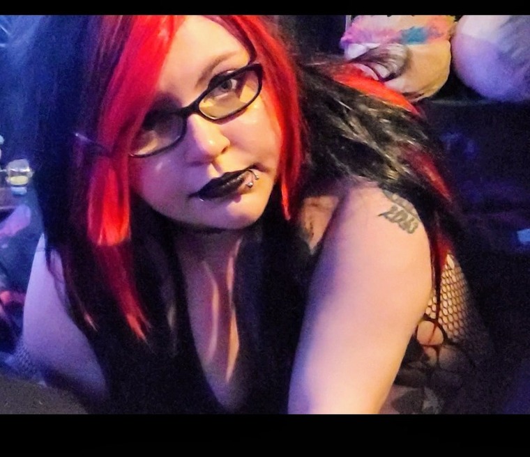 Queenicebitch cover image