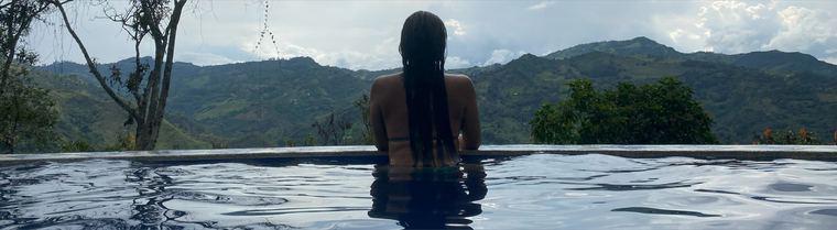 Khloé cover image